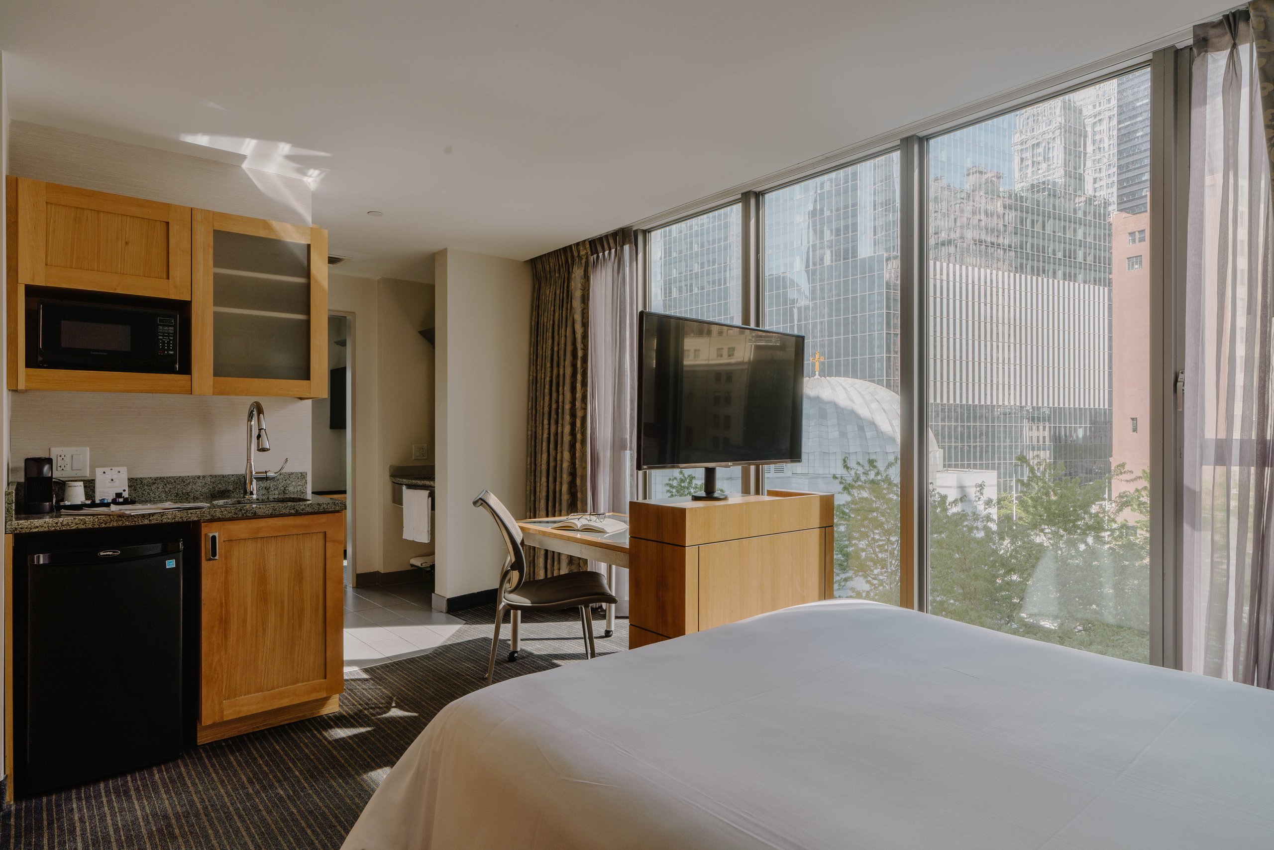 Adam Firman_Club Quarters_WTC_suite2